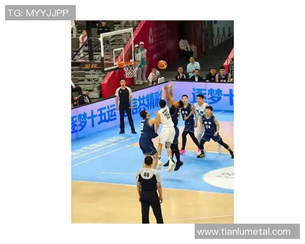 广州排球队比赛经验引发热议球迷对战术选择和球员表现展开激烈讨论