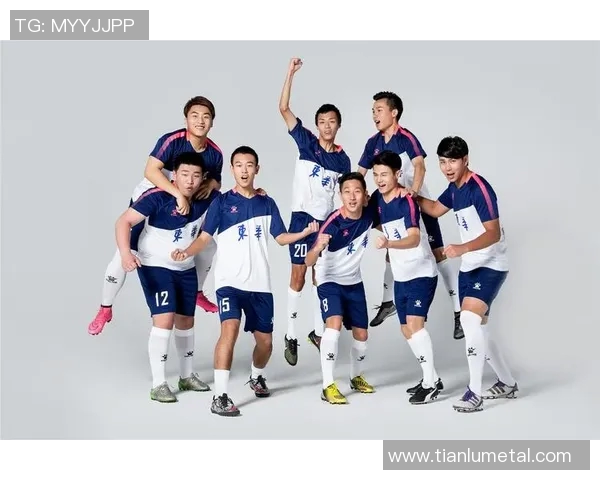 广州足球队实力深度解析与对手比较的全面评估 广州足球队实力深度解析与对手比较的全面评估