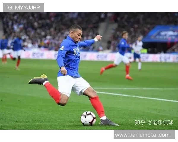 杭州足球队在奥运会上的实力展现与未来发展潜力分析 杭州足球队在奥运会上的实力展现与未来发展潜力分析