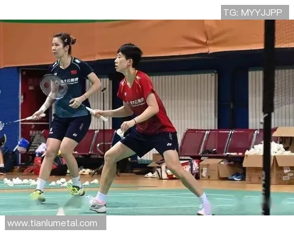 广州羽毛球队与西安羽毛球队赛后复盘分析团队配合与战术执行的关键因素